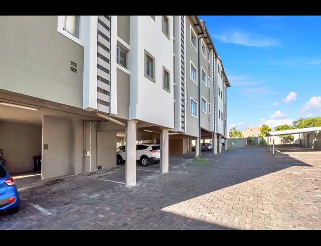 2 BEDROOM APARTMENT FOR SALE IN FERNDALE